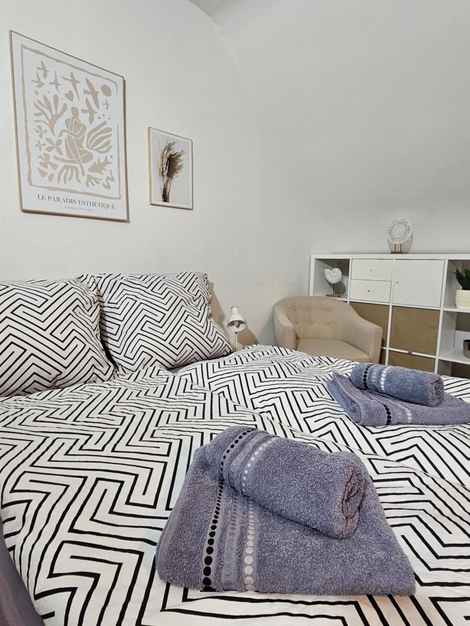 Modern Studio Near Duesseldorf Airport & Messe/Fair 梅尔布施 外观 照片
