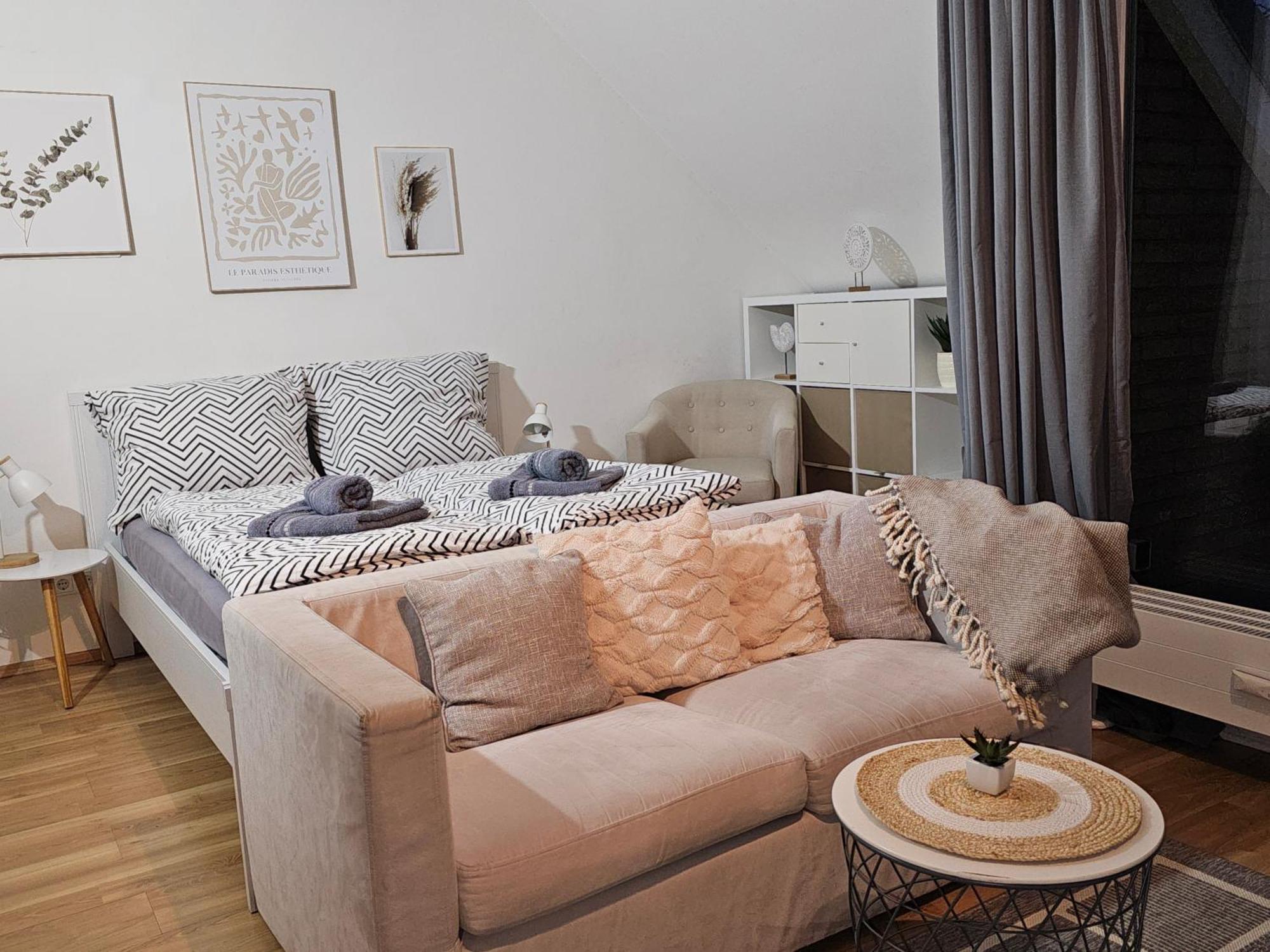 Modern Studio Near Duesseldorf Airport & Messe/Fair 梅尔布施 外观 照片